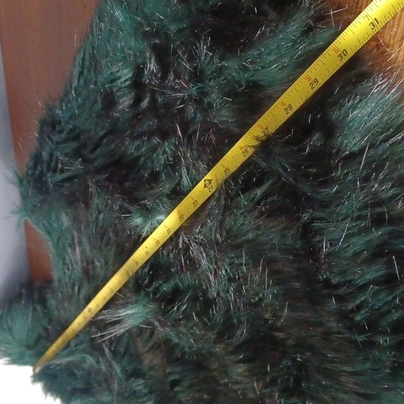 Jessica Simpson  fuzzy  vest - Picture 7 of 12